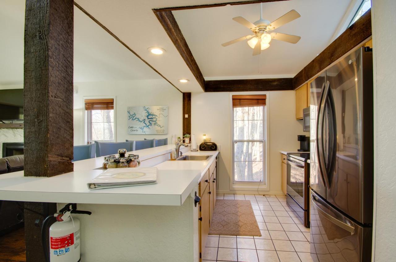Breezy Margaritaville Resort Getaway With Gas Grill! Osage Beach Exterior foto